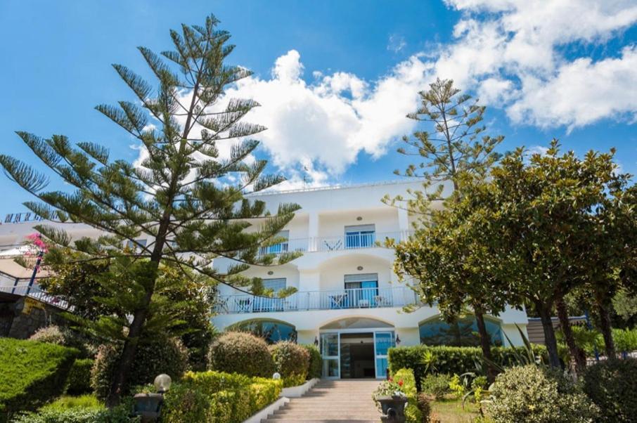 Marcaneto Hotel Scario Eksteriør billede
