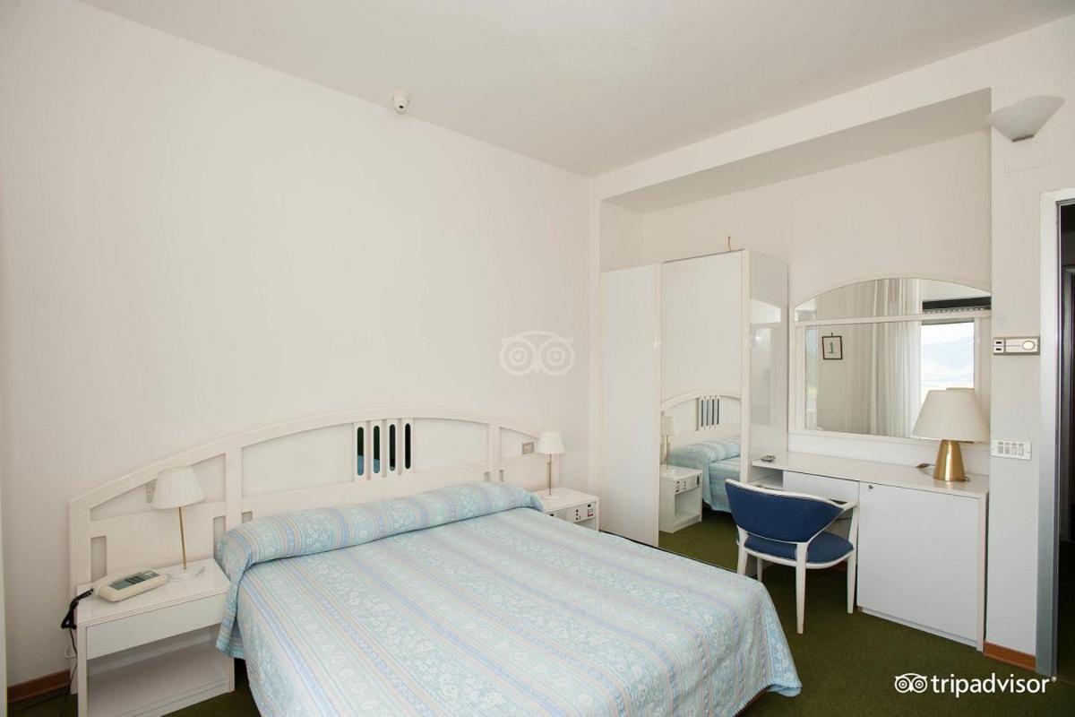 Marcaneto Hotel Scario Eksteriør billede